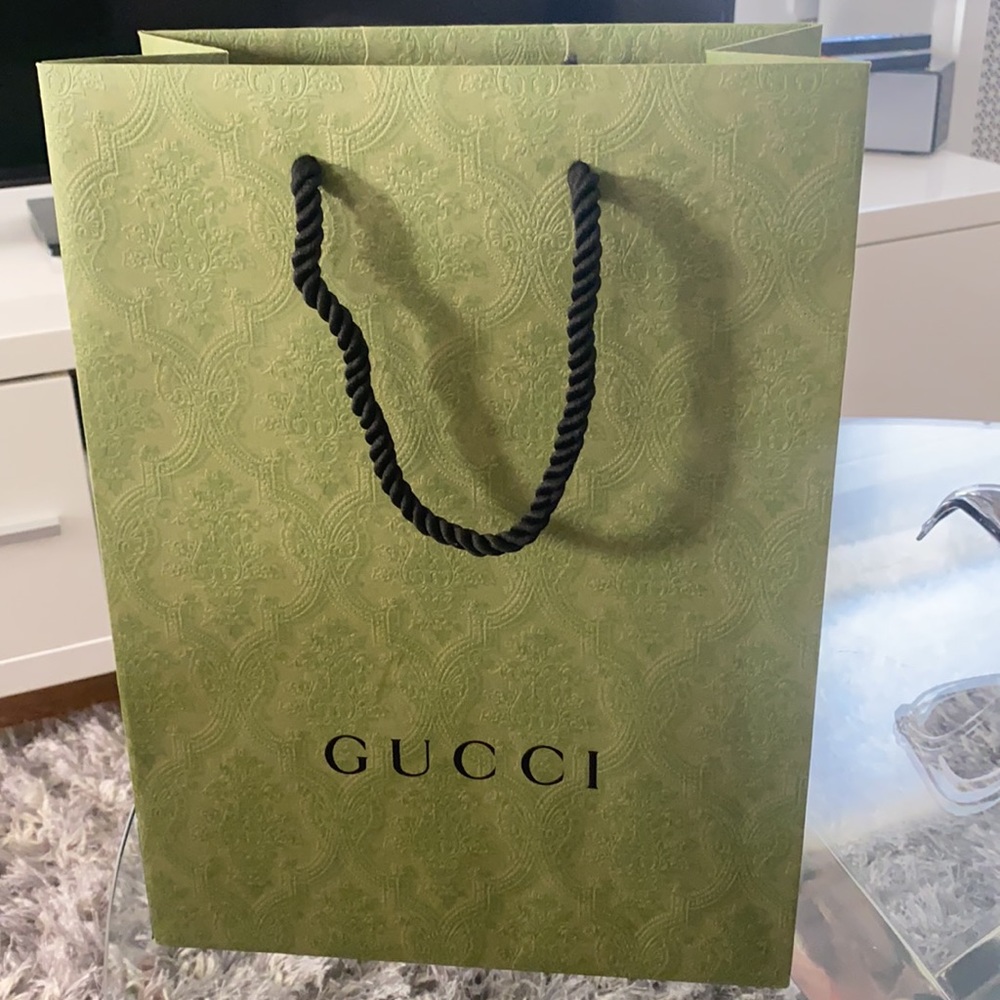 New Gucci Green Equilibrium Paper Shopper Bag 14”